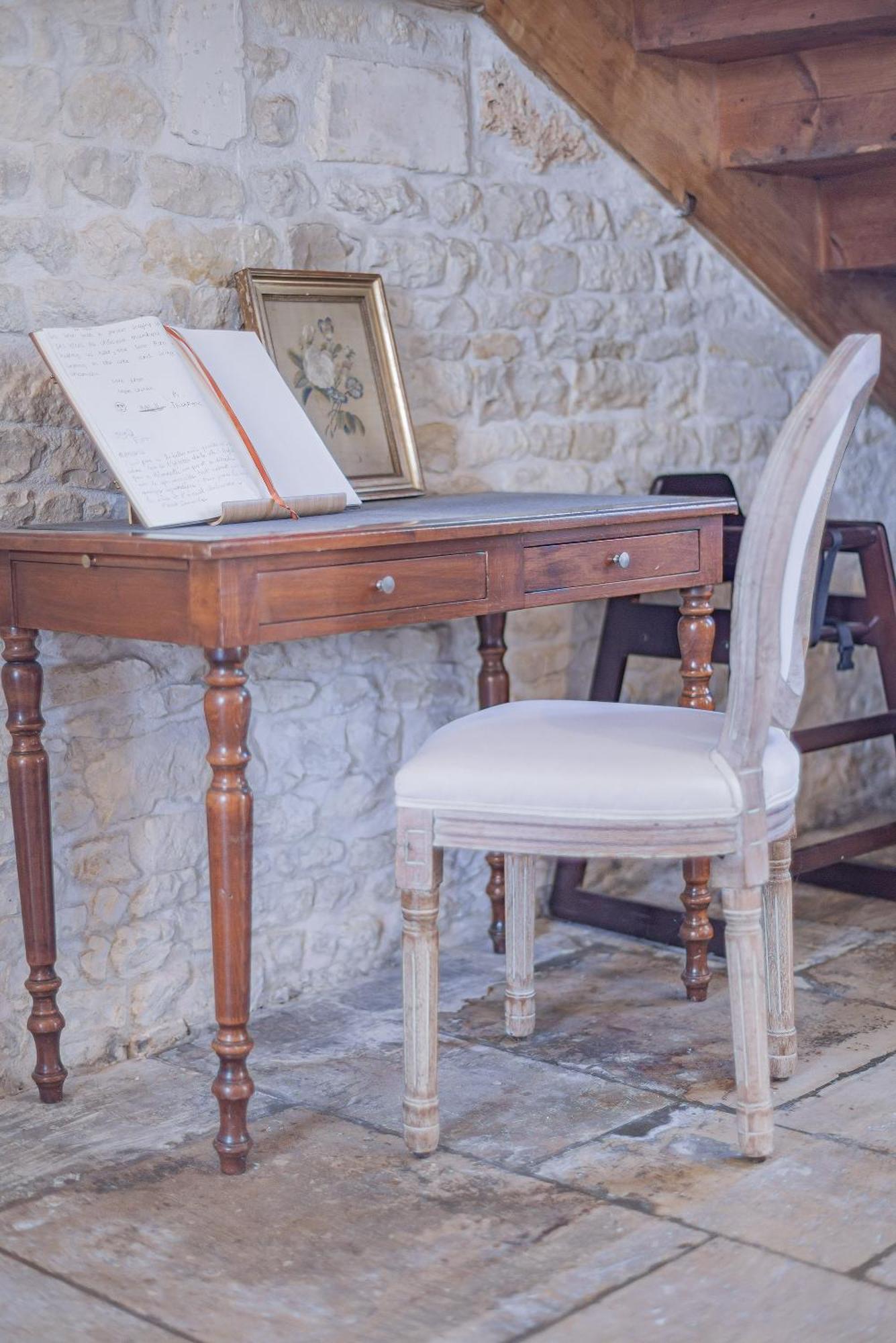 Les Gites Du Chateau Bouhet Bagian luar foto