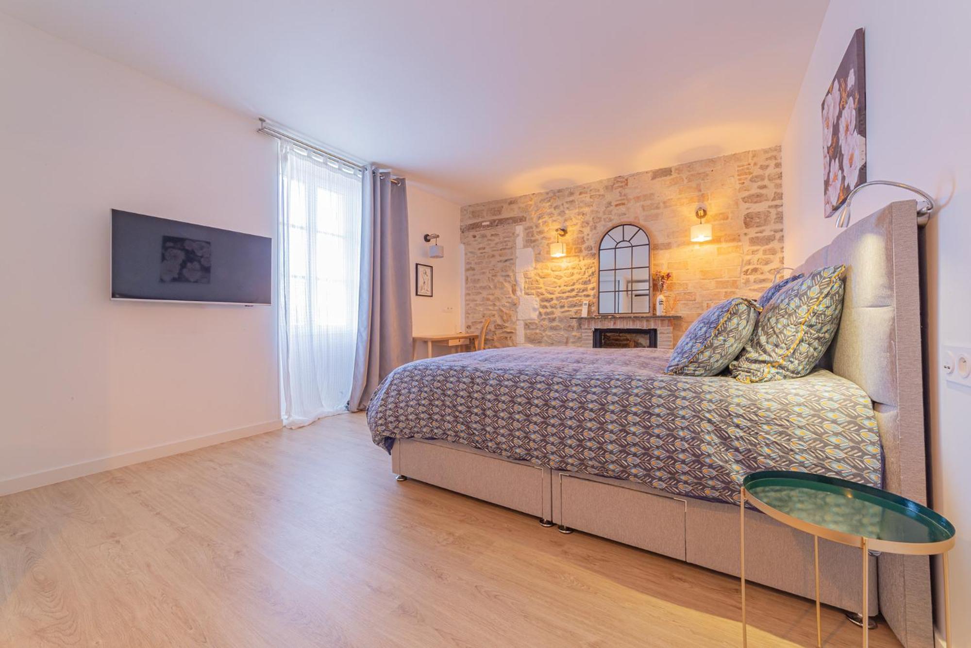 Les Gites Du Chateau Bouhet Bagian luar foto